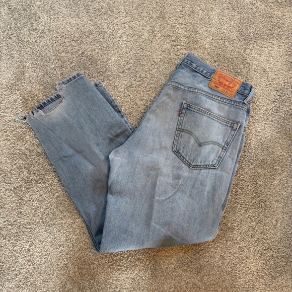 Levi's Other - Levis 550 Relaxed Fit Tapered Leg Jeans Mens 36x30 Light Wash Distressed Blue